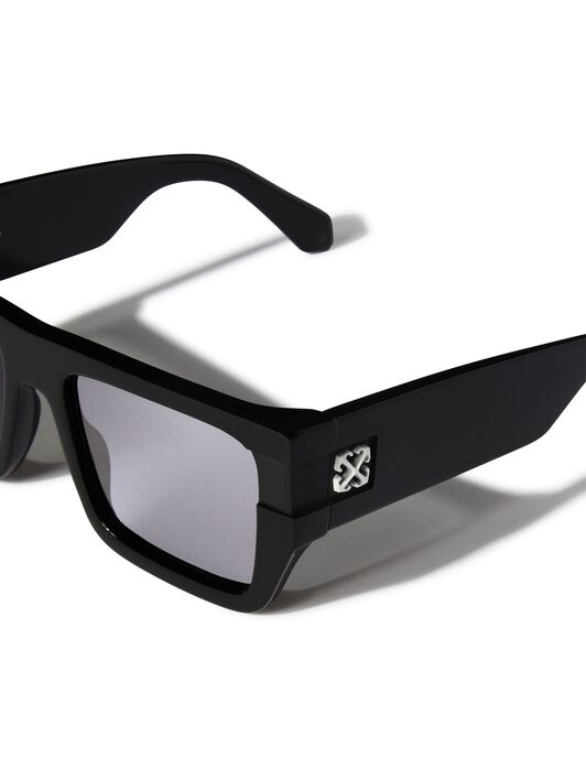 OFF WHITE Chester Sunglasses BLACK OERI149S25PLA001