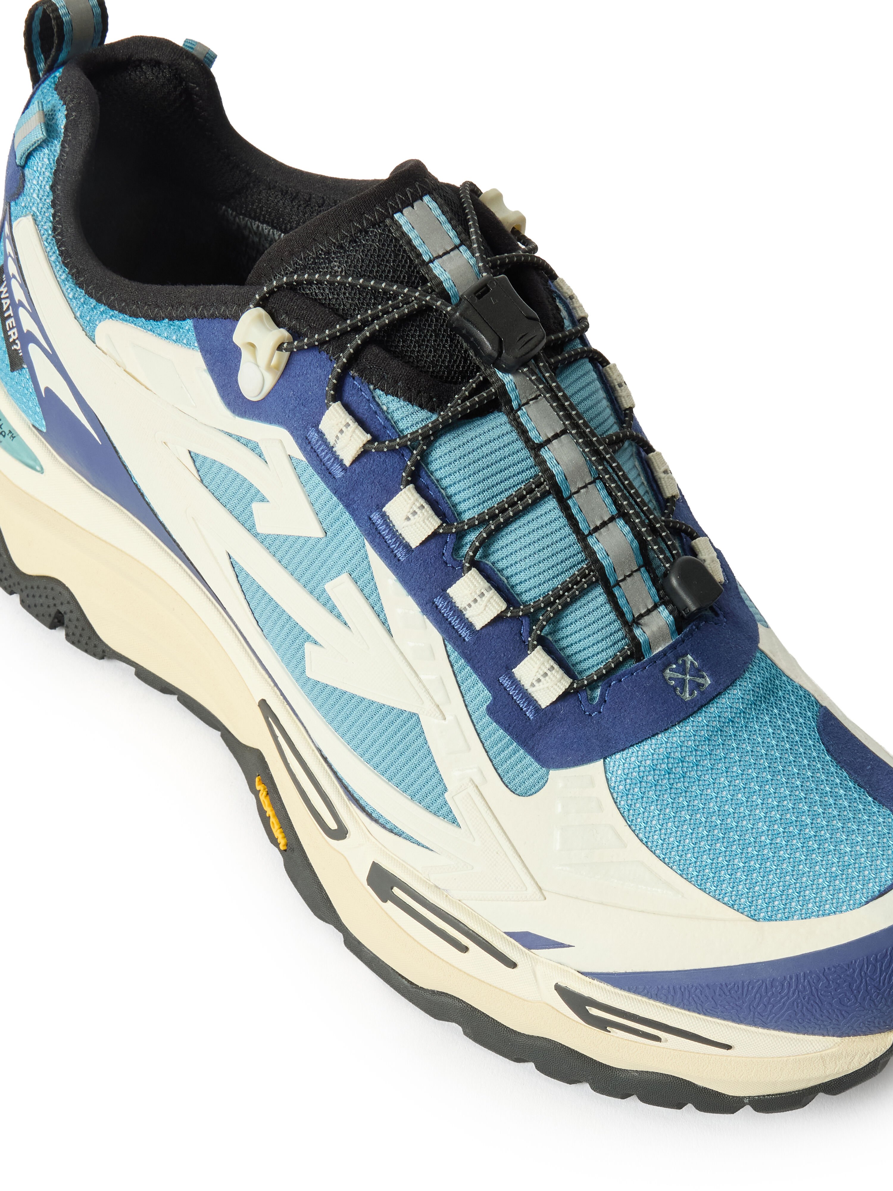 Be Right Back Trail Low Sneakers OFF WHITE Be Right Back Trail Low Sneakers BLUE/BEIGE OF05800430