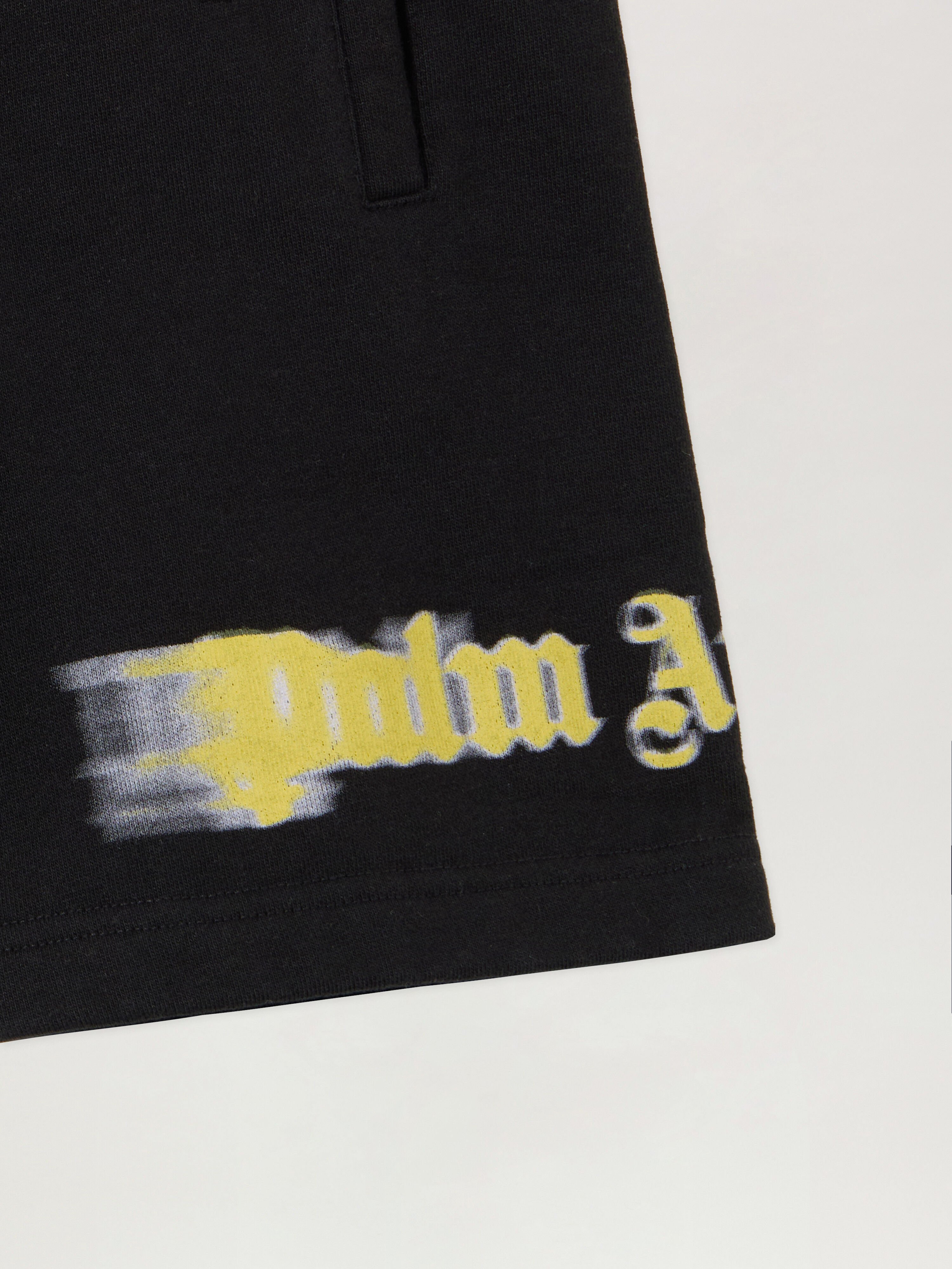 PALM ANGELS Blurred Logo Sweatshorts BLACK - OCHER YELLOW PBCI006F25FLE001