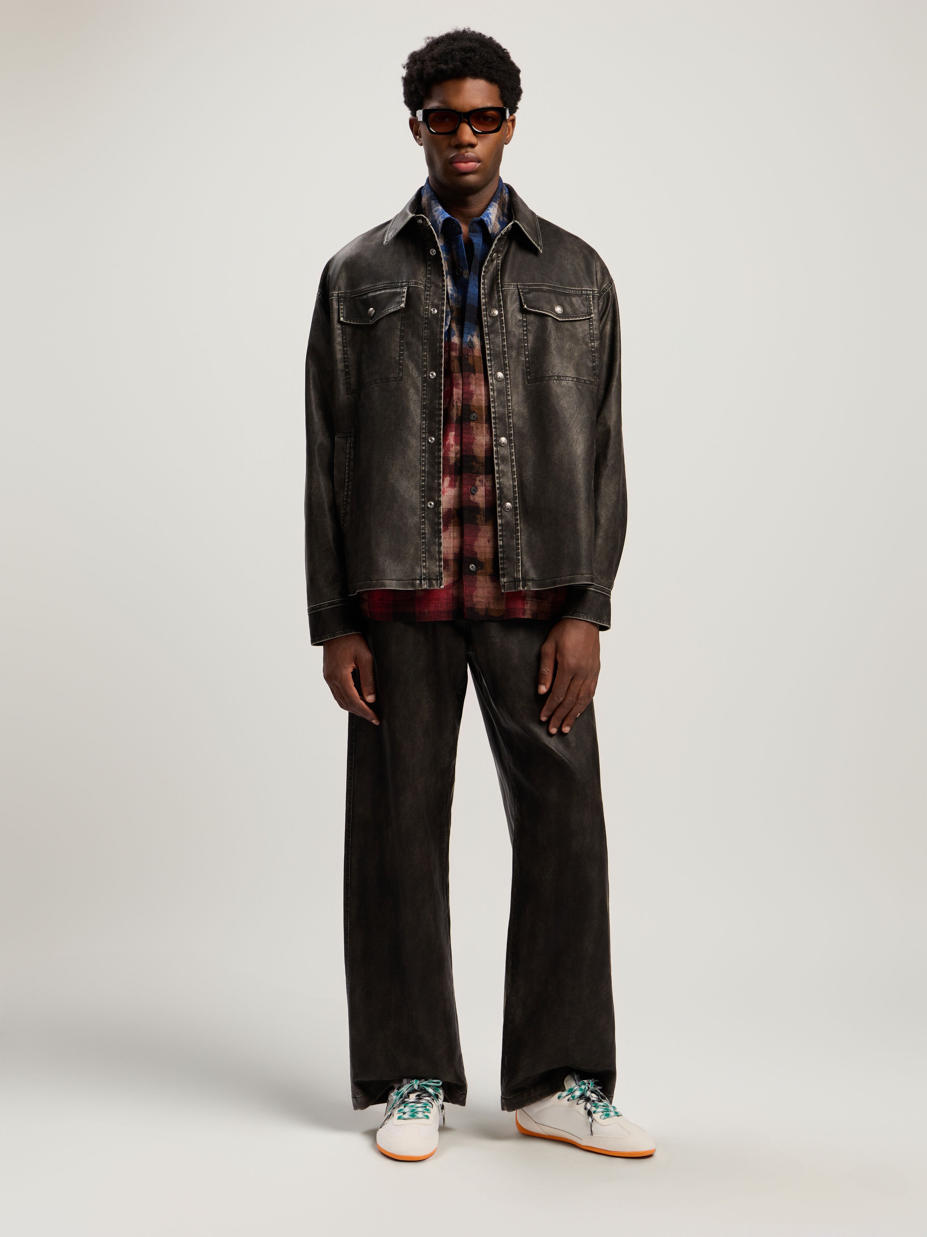 Curved Logo Coated Overshirt PALM ANGELS Curved Logo Coated Overshirt DARK GREY - BLACK PMJE015F25FAB001