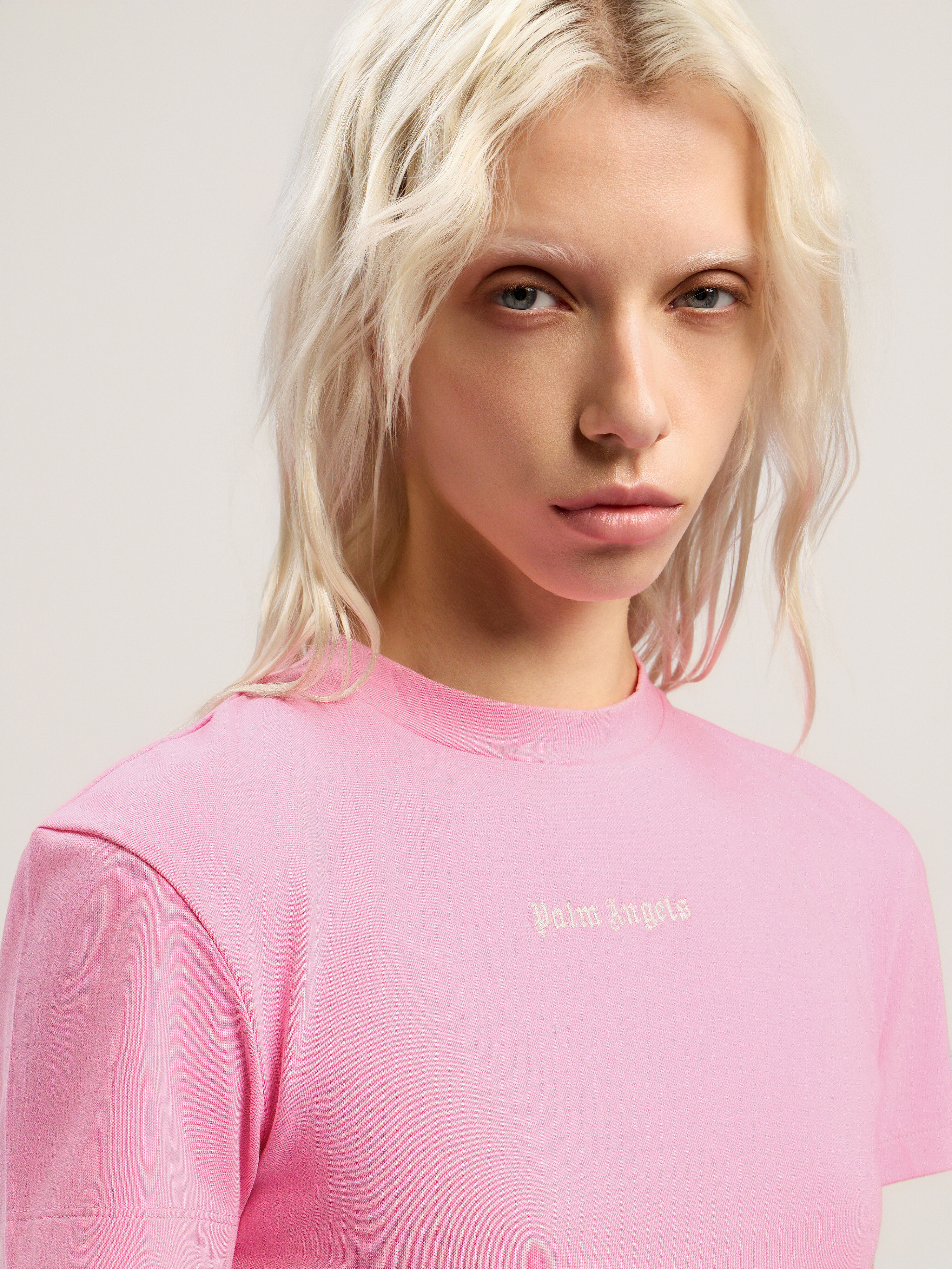 Classic Logo Baby Tee PALM ANGELS Classic Logo Baby Tee PINK - OFF WHITE PWAA077F25JER001