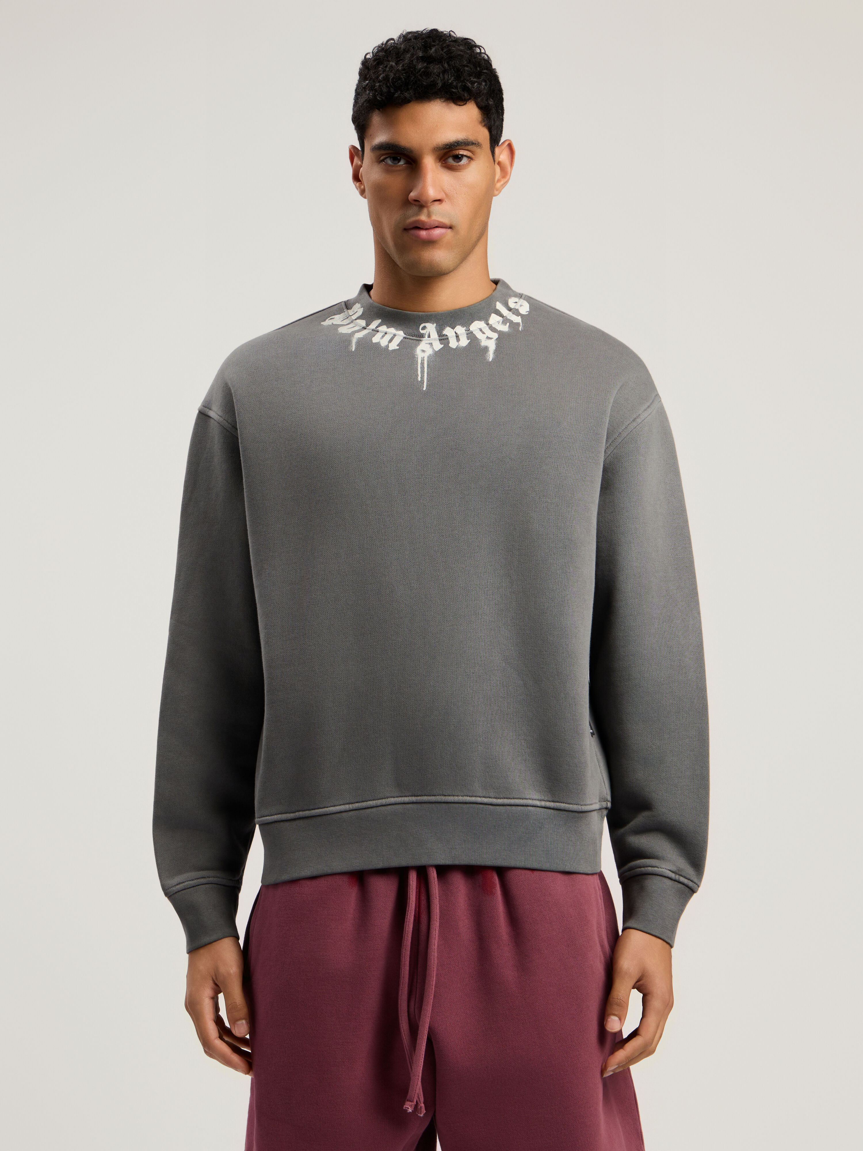 PALM ANGELS Neck Logo Regular Crewneck Sweatshirt DARK GREY - OFF WHITE PMBA08HF25FLE003