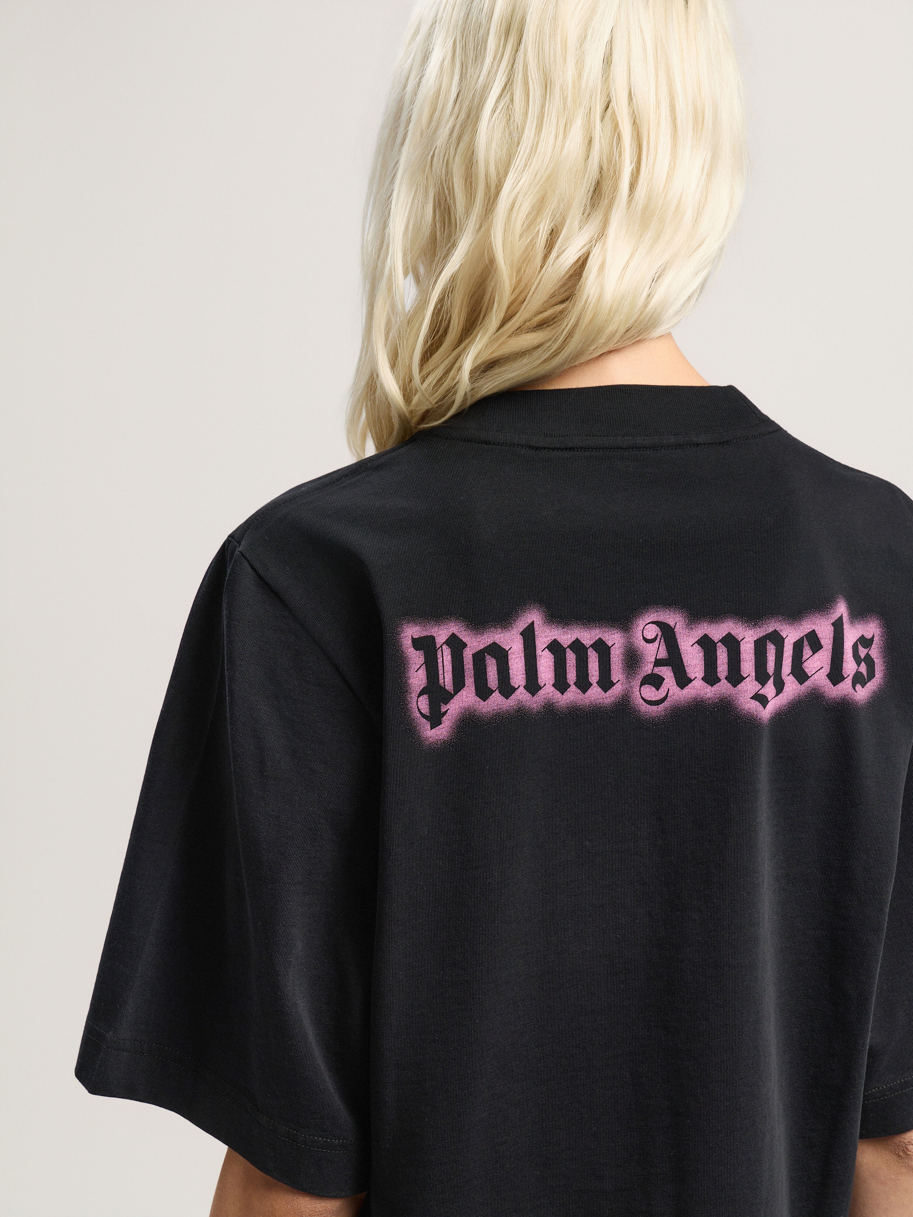 PALM ANGELS Classic Logo Cropped Tee BLACK - PINK PWAA079F25JER003