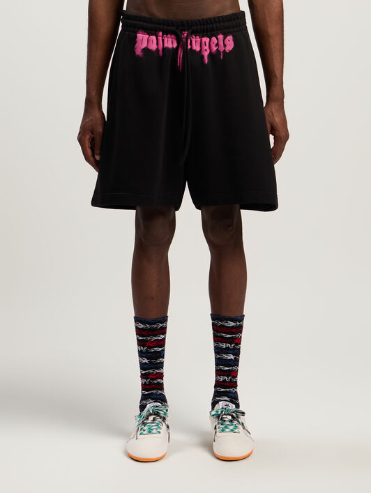 PALM ANGELS Sprayed Logo Sweatshorts BLACK - FUCHSIA PMCI019F25FLE003