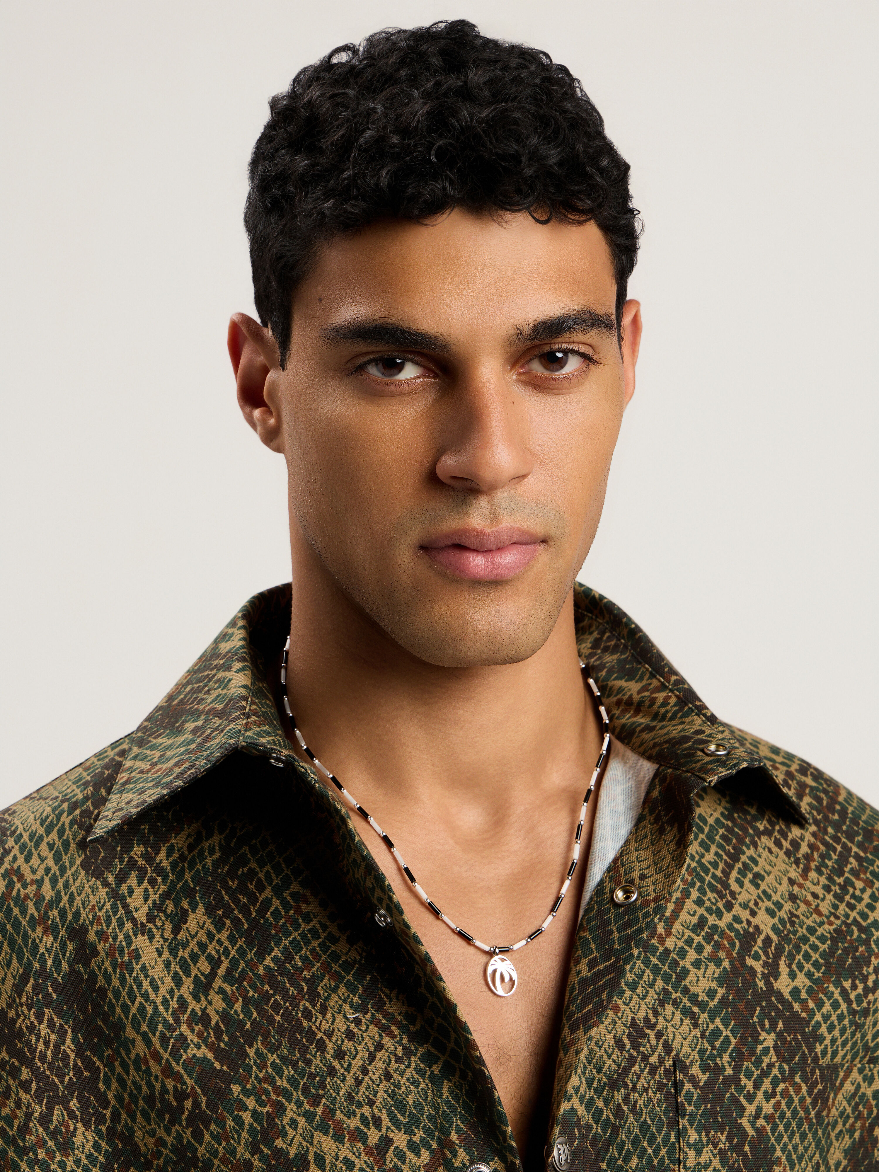 PALM ANGELS Oval Beads Necklace BLACK - WHITE PMOB12IF25MAT001