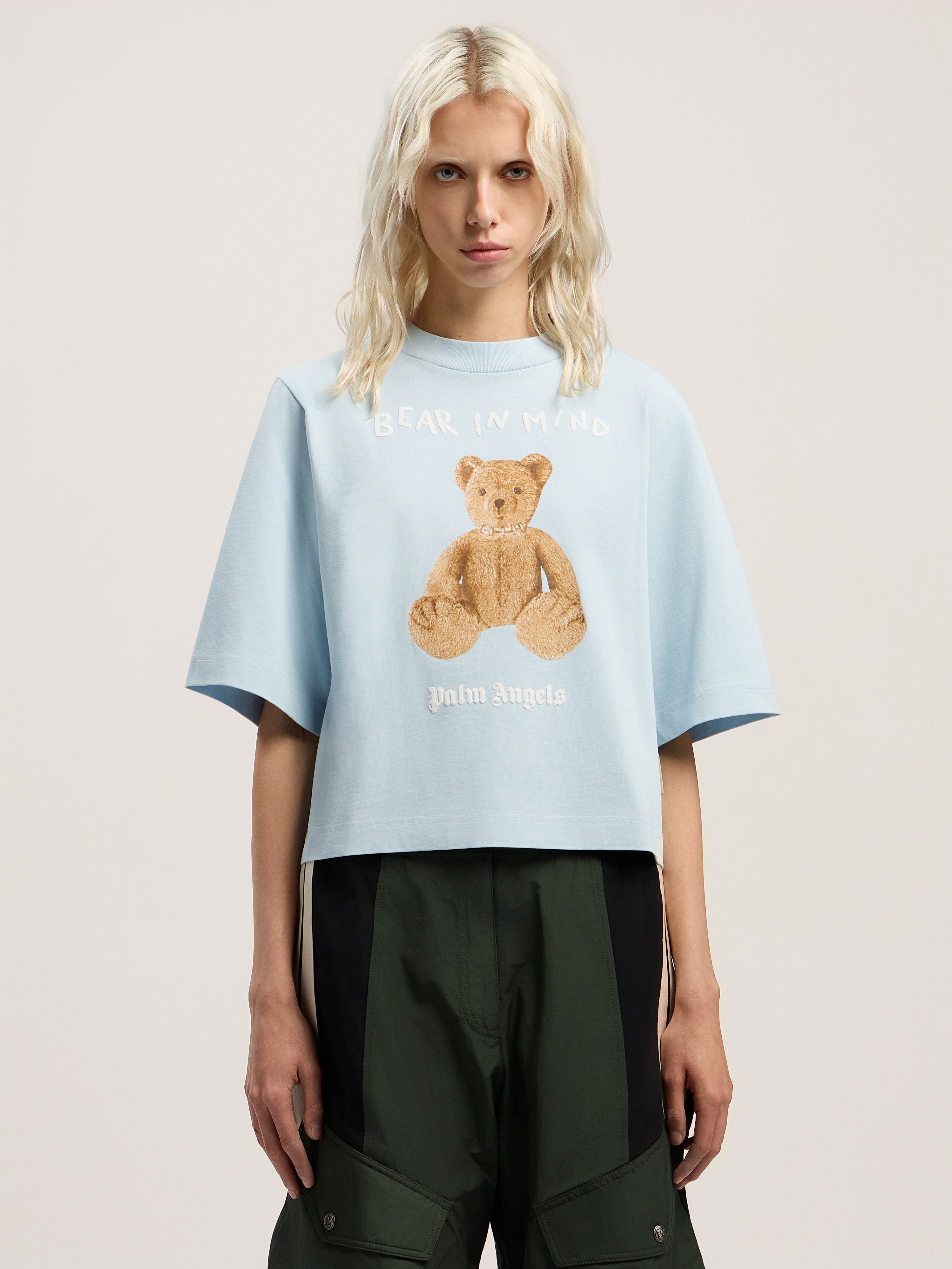 Bear In Mind Cropped Tee PALM ANGELS Bear In Mind Cropped Tee BABY BLUE - BROWN PWAA079F25JER002