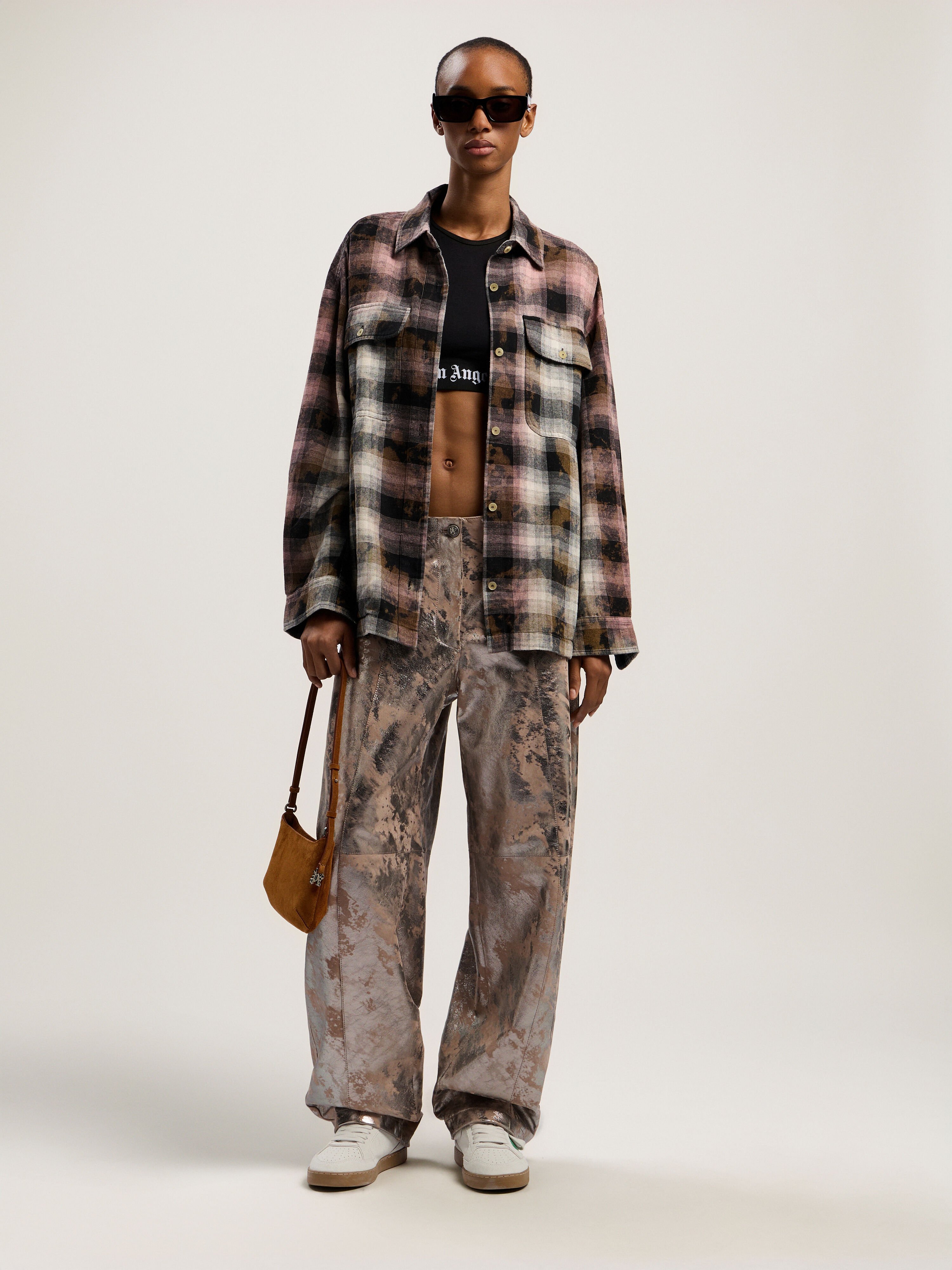 PALM ANGELS Curved Logo Coated Checkshirt BLACK - PINK PWGE029F25FAB001