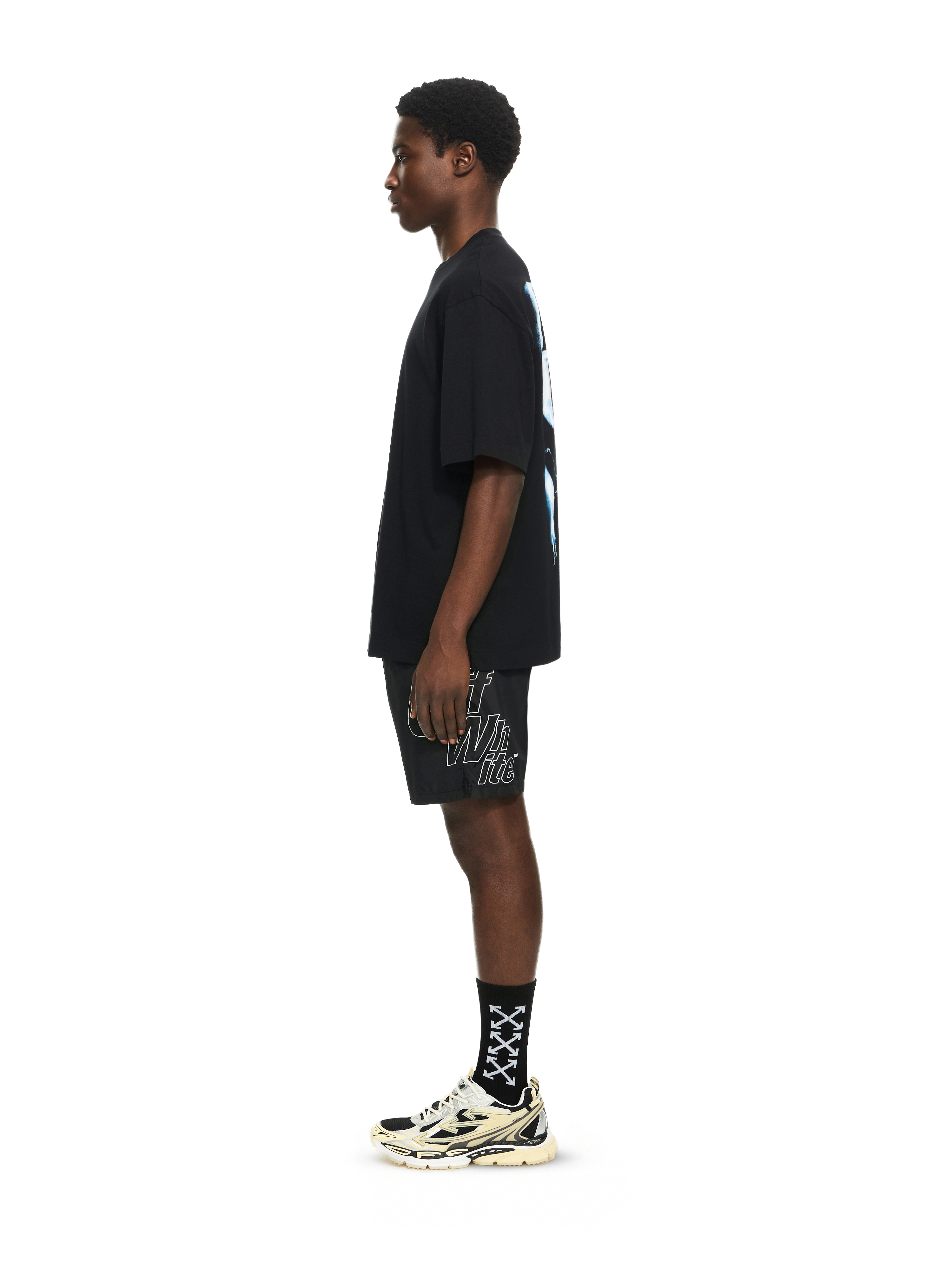 Off-white Men Black 3d Arrow Spray T-shirt, S Luxury T-shirts For Men Darveys
