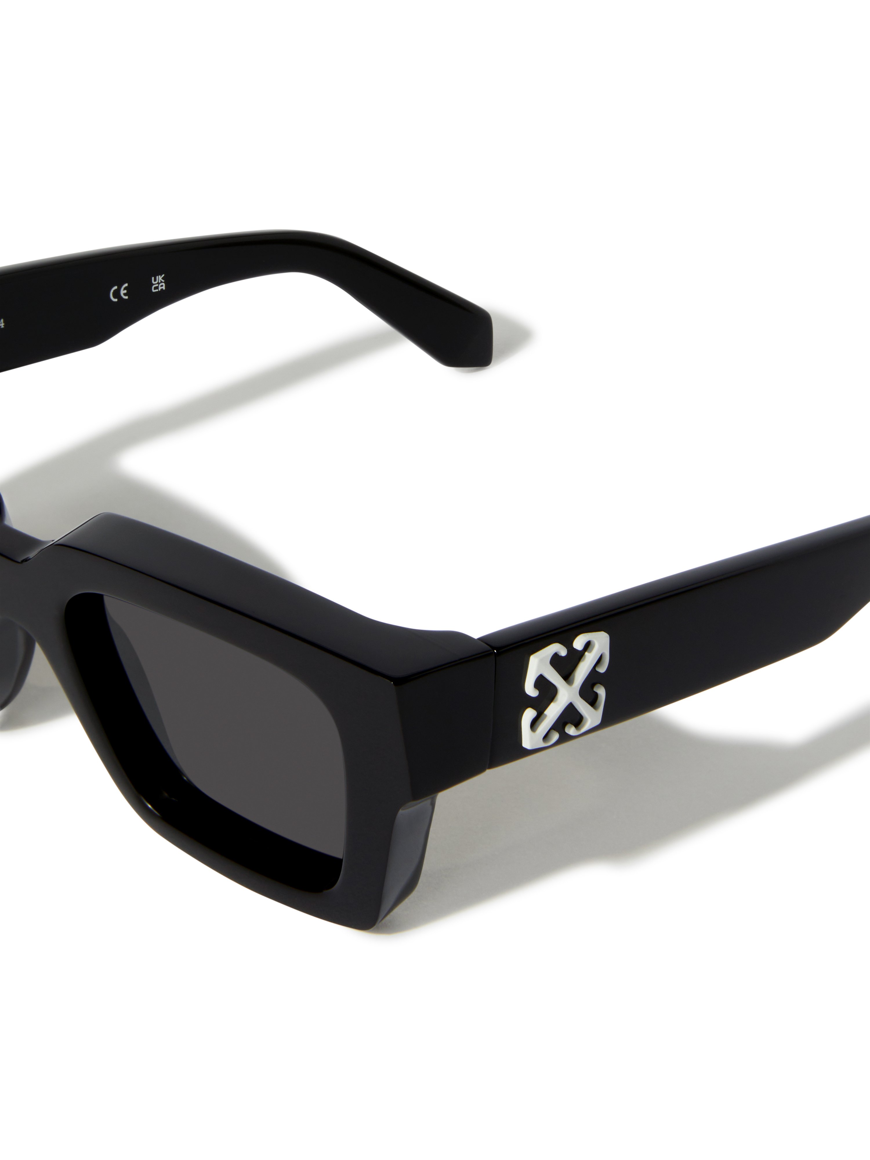 Off-white Oeri008 Virgil Sunglasses L Eyewear In Black