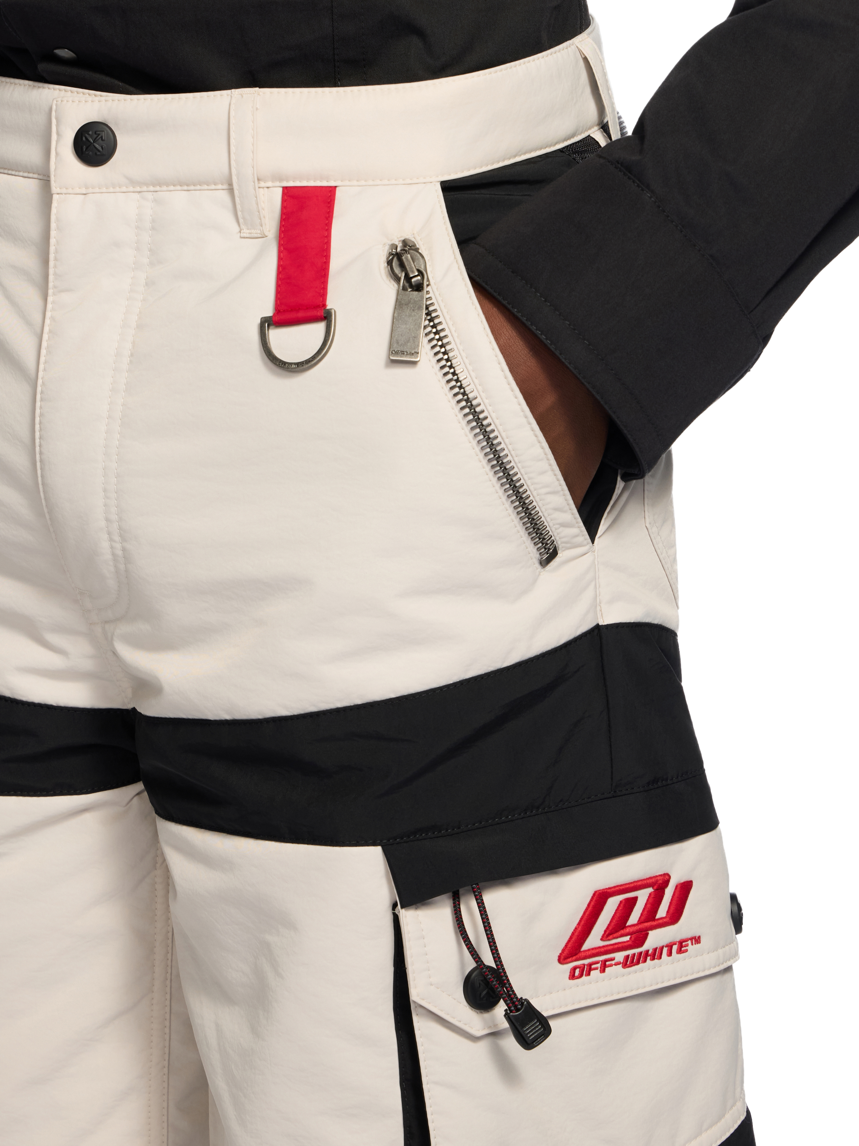 Off-white Zip-pockets Panelled Cargo Shorts In Multi